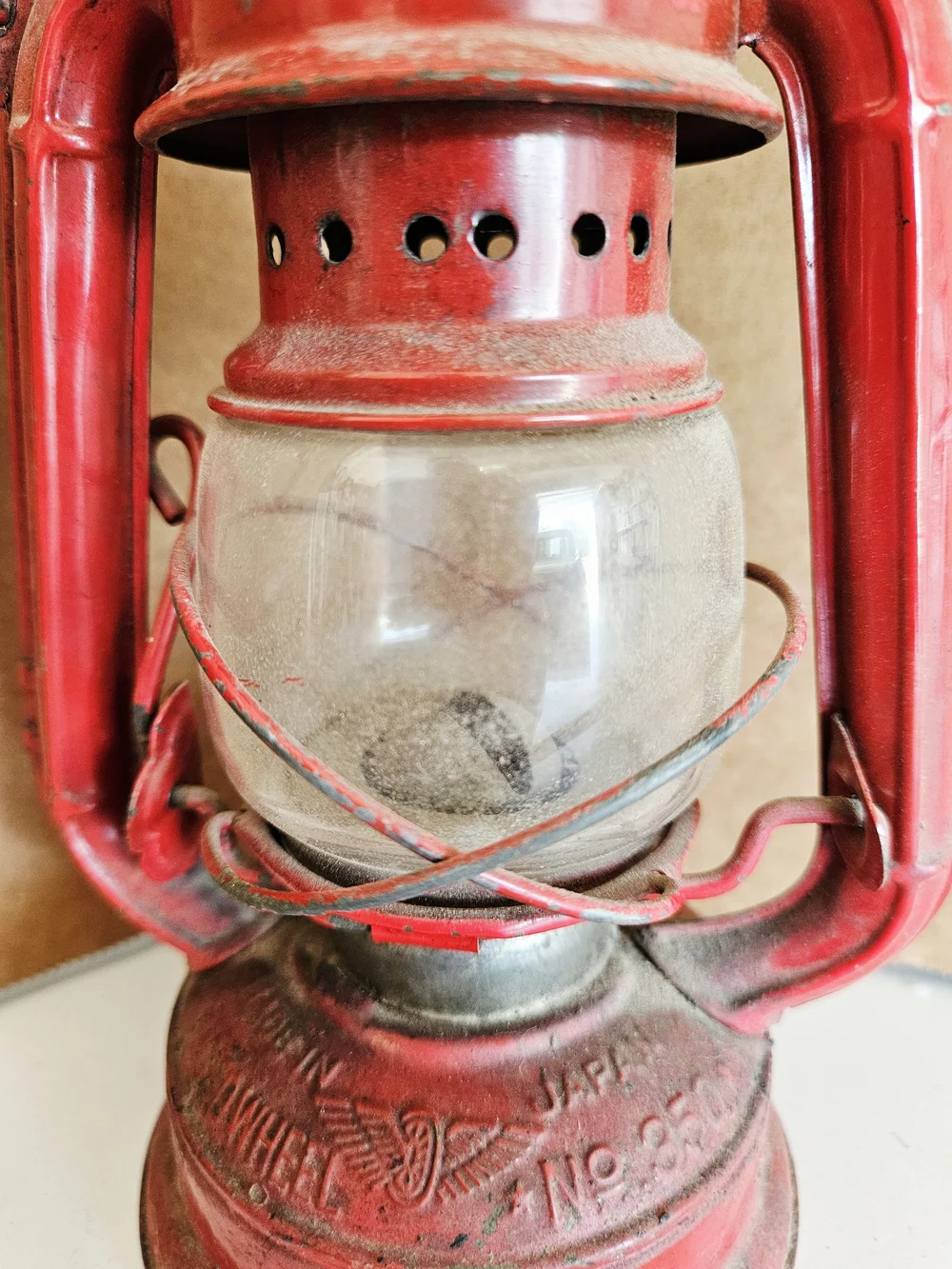 Red Vintage-Style Winged Wheel Red Oil Lantern # 350 Metal Lantern - Home Accent